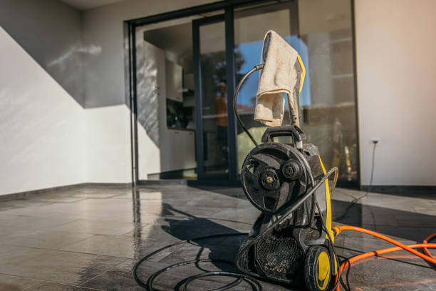 Best Driveway Pressure Washing  in Seagraves, TX